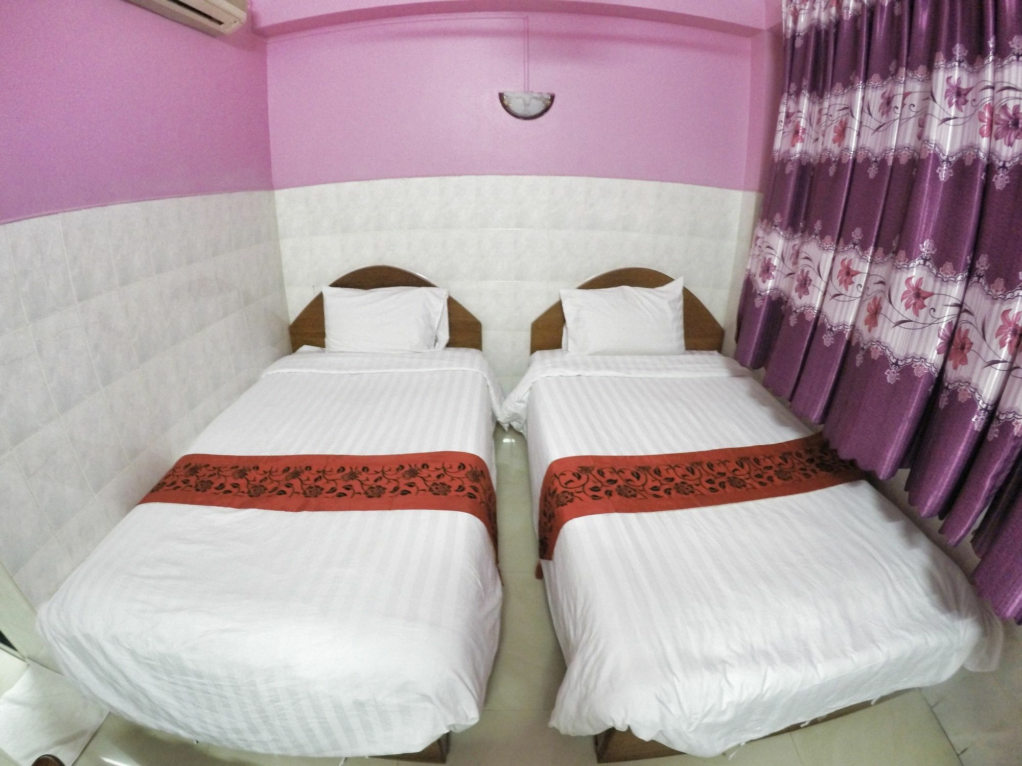 Capitol 3 Guesthouse Phnom Penh Eksteriør billede